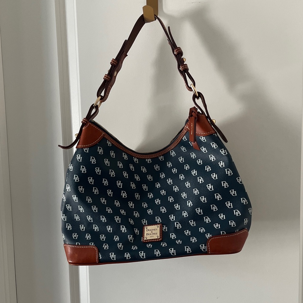 Dooney & Bourke Navy and Tan Shoulder Hobo Bag White logo Bottom Feet USED ONCE